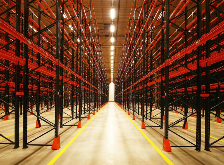 How to choose a warehouse?